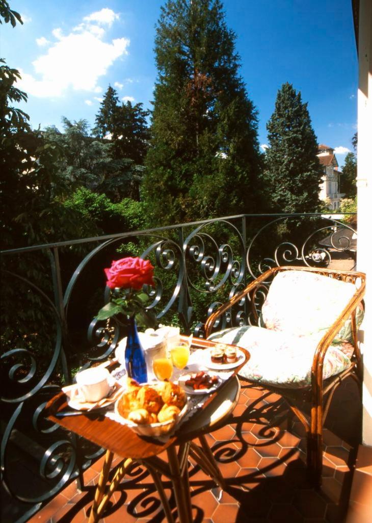 Aux Meubles Du Manoir Aparthotel Aix-les-Bains Kültér fotó
